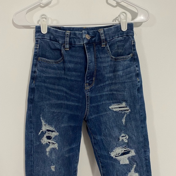 American Eagle Curvy Super Hi-Rise Jeggings - Picture 2 of 10